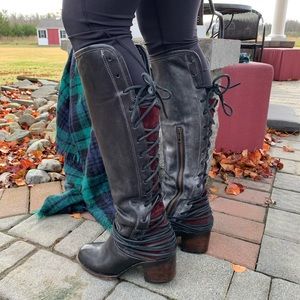 Free bird Coal black boots lace up